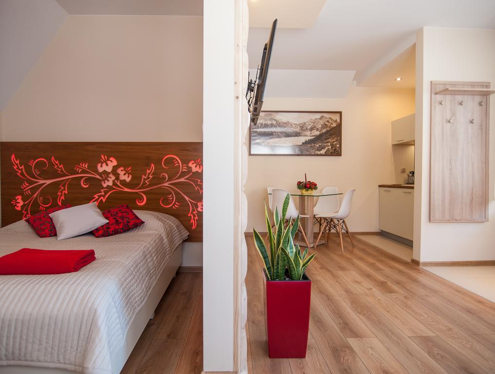 Domek & Apartament Na Ogrodzie Сухе Номер фото