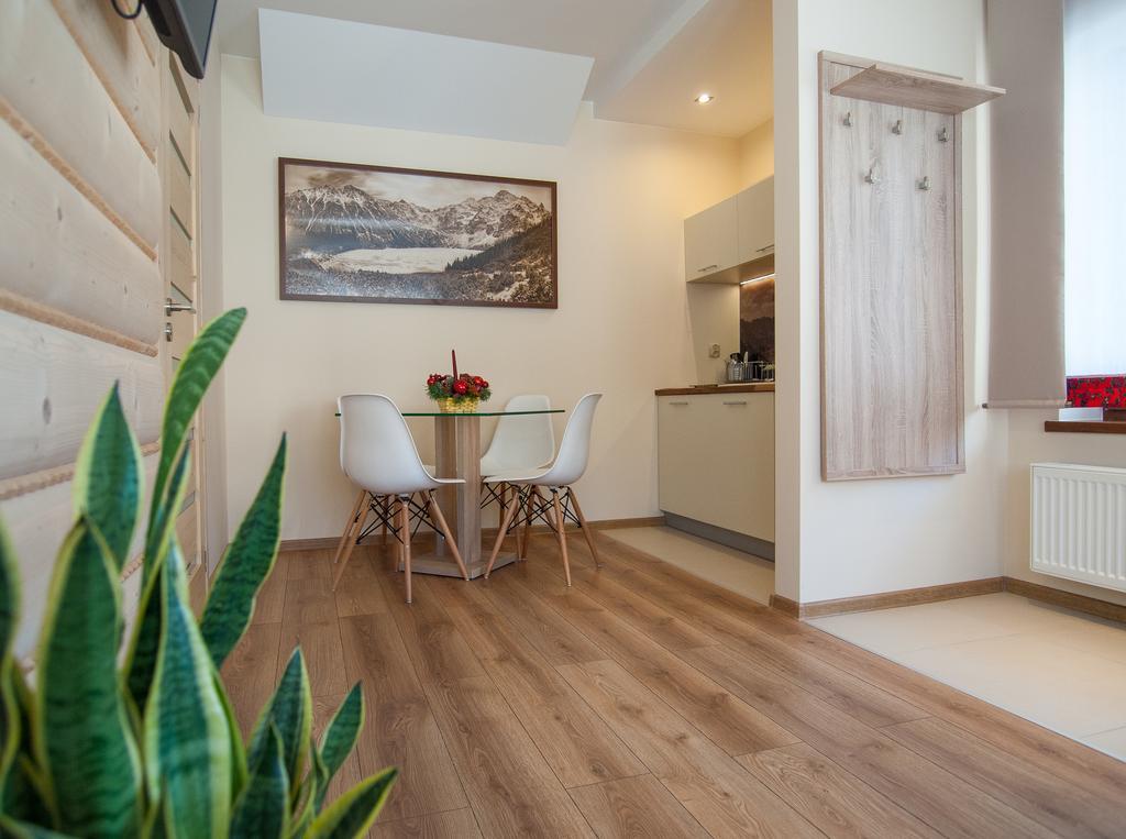 Domek & Apartament Na Ogrodzie Сухе Екстер'єр фото