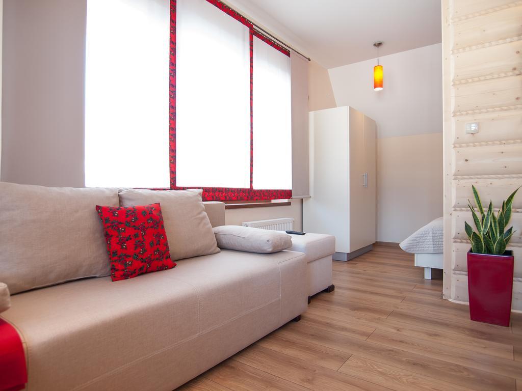 Domek & Apartament Na Ogrodzie Сухе Екстер'єр фото